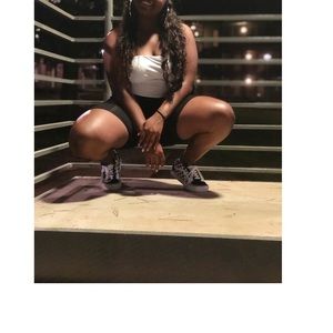 Meet your Posher, Chloe